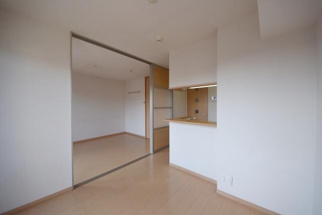 グランドュールの物件内観写真