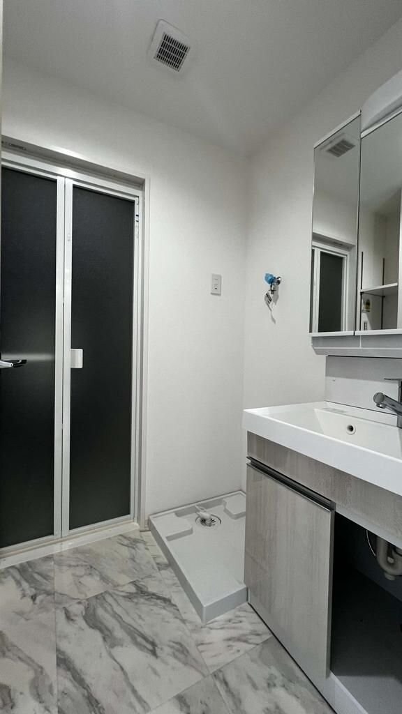 ルミーク根岸の物件内観写真