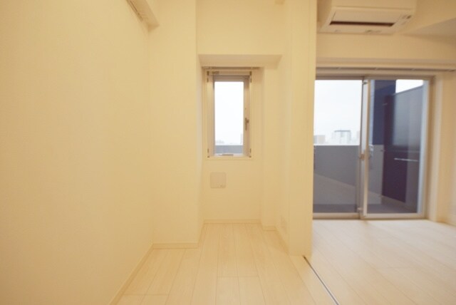 コンフォリア台東根岸の物件内観写真