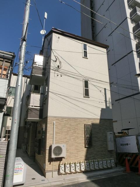 リベルテ北千住の物件外観写真