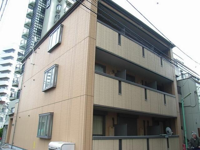 クレール西日暮里の物件外観写真