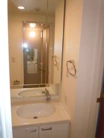 エムジー目黒駅前の物件内観写真