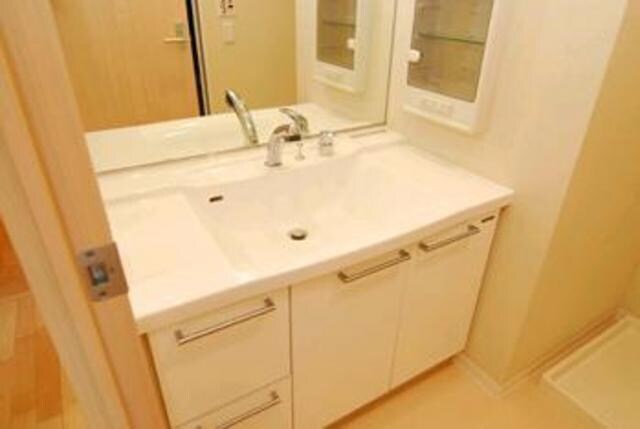 エスティメゾン豊洲レジデンスEの物件内観写真