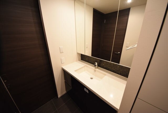 コンフォリア新宿イーストサイドタワーの物件内観写真