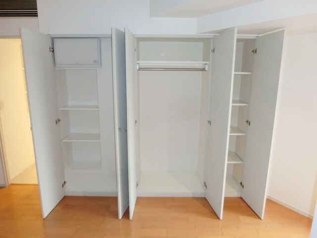 プライムアーバン四谷外苑東の物件内観写真