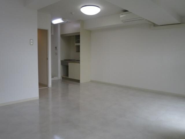 ONE ROOF FLATの物件内観写真