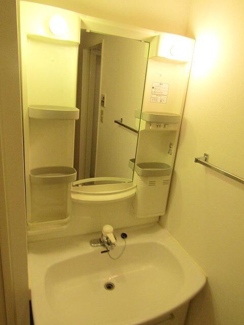 アクロス目黒タワーの物件内観写真