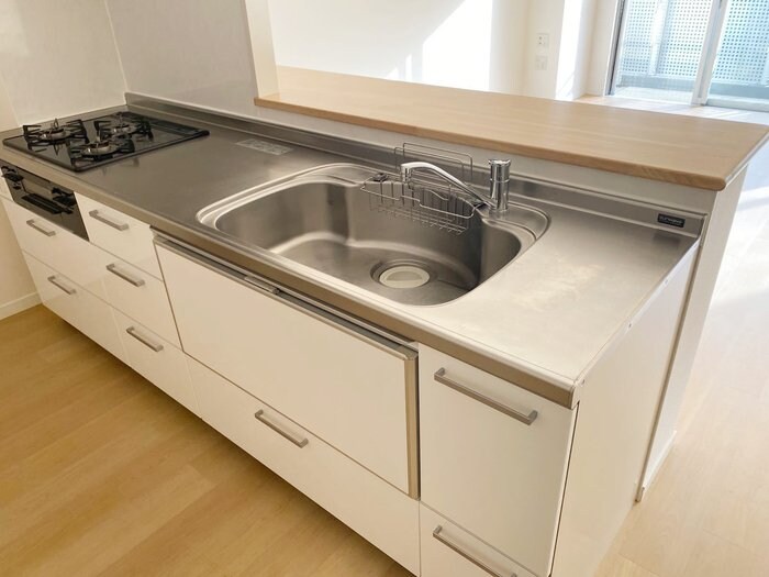 シャレール広尾 2号棟の物件内観写真