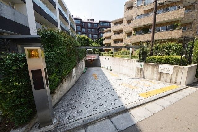 シャレール広尾 2号棟の物件内観写真