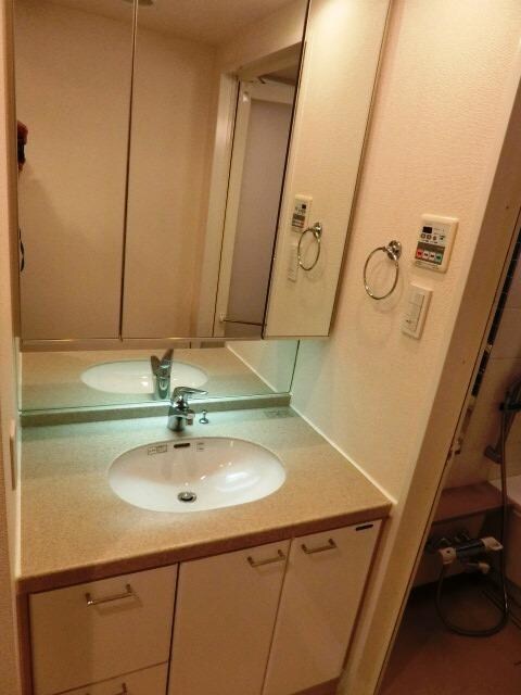 パークアクシス明治神宮前の物件内観写真