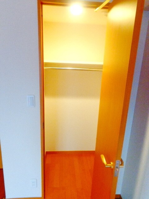 スカイコート月島の物件内観写真