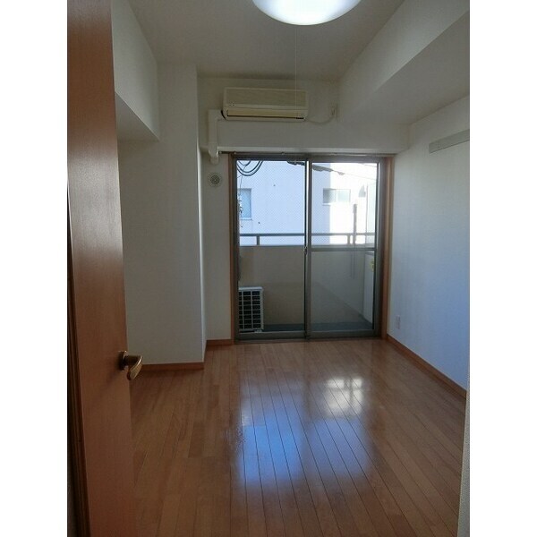 プレール月島リバージュの物件内観写真