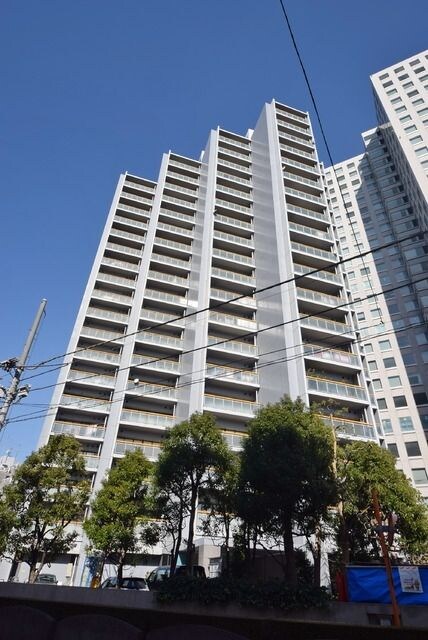 リバー&タワーの物件外観写真