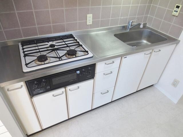 ローレルフラットの物件内観写真