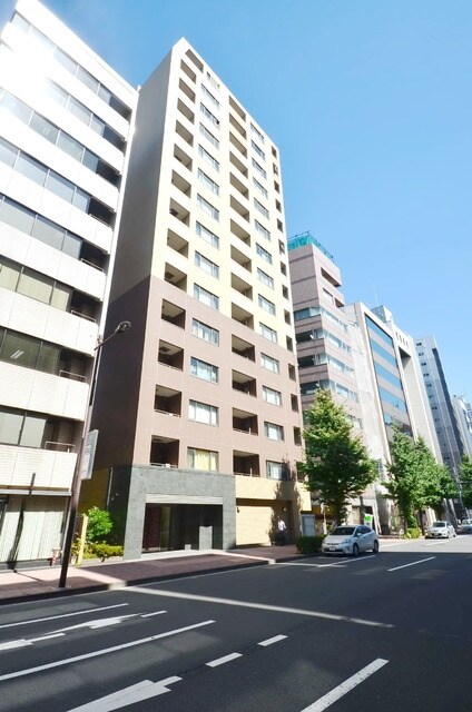 レジディア神田岩本町の物件外観写真