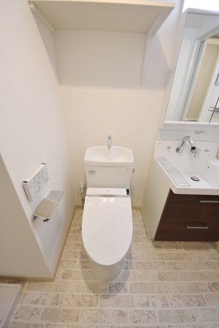 リバーレ日本橋三越前の物件内観写真