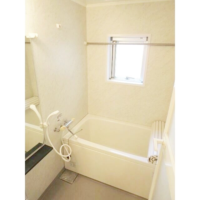 ドゥーエ新川の物件内観写真