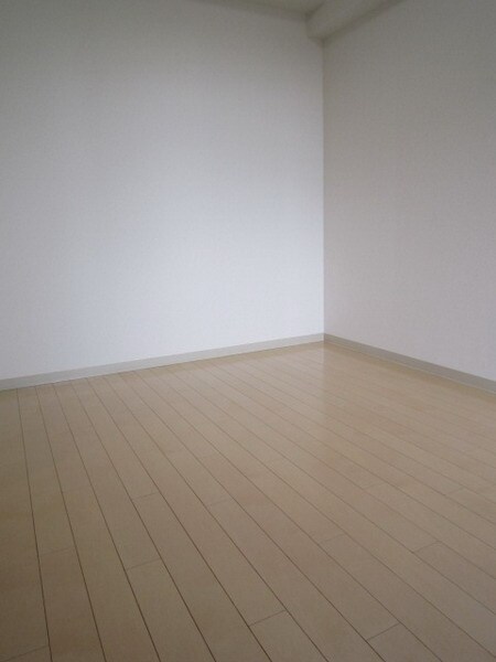 ドゥーエ新川の物件内観写真