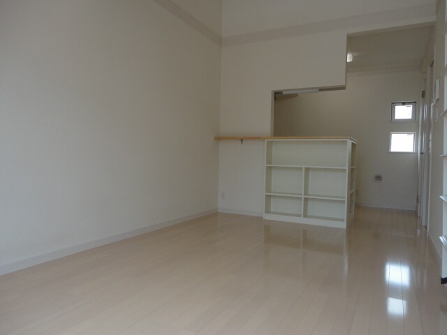 ヴェリナ・フォーの物件内観写真