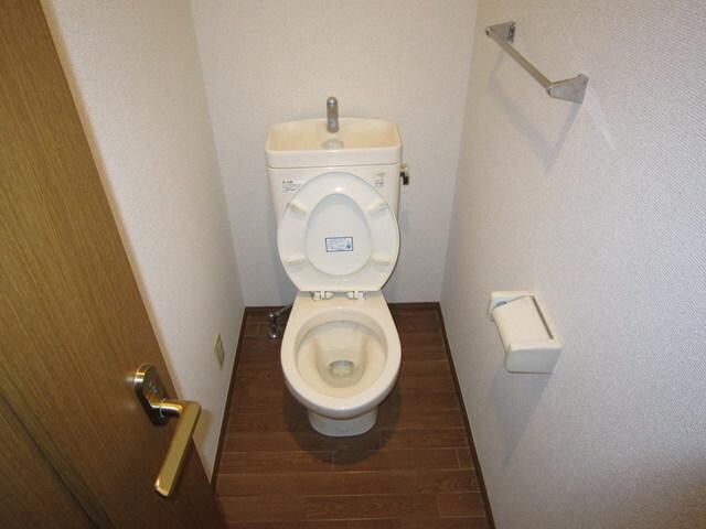 デルフィ参番館の物件内観写真