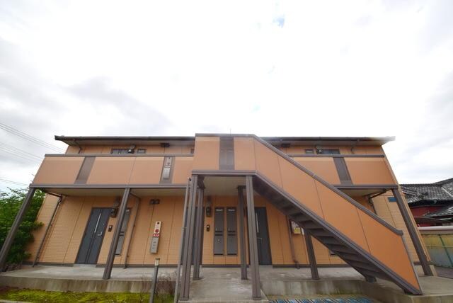 リヴェール司の物件外観写真