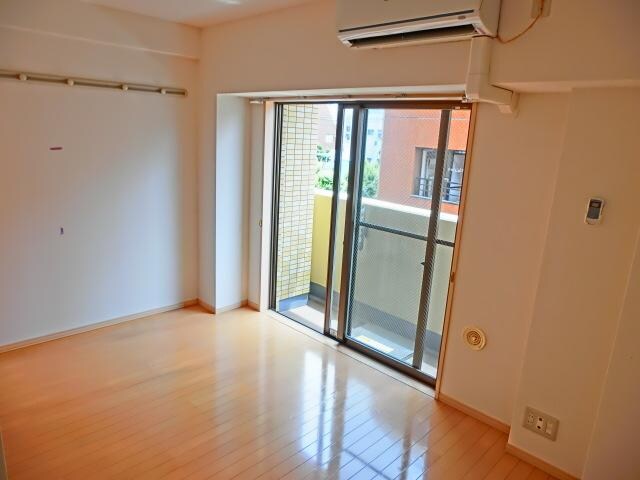 フィルモア ワンの物件内観写真