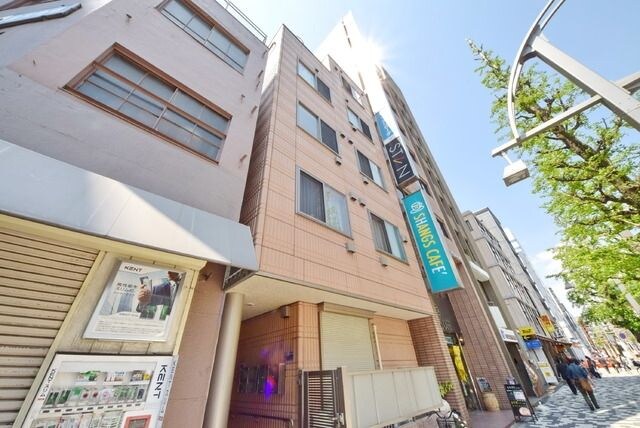 ペントス神田五軒町の物件外観写真