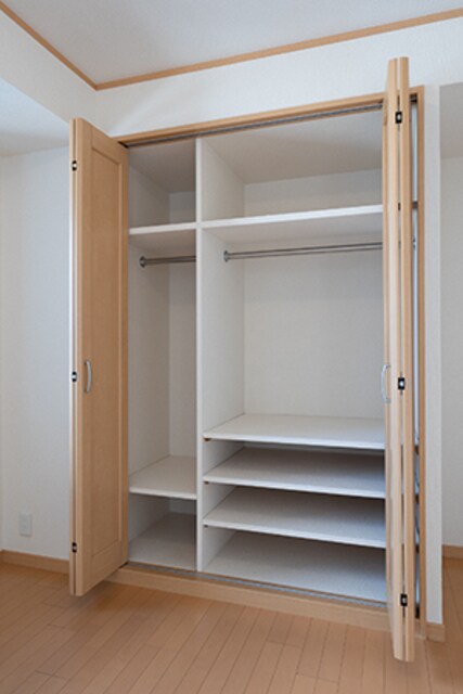 リバー&タワーの物件内観写真