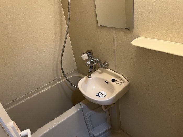 カスタリア新富町IIIの物件内観写真