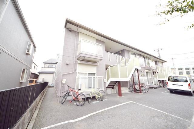 グランデールの物件外観写真