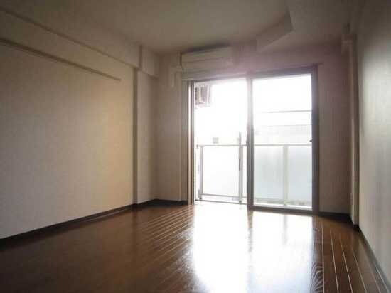 ラグジュアリーアパートメント両国の物件内観写真