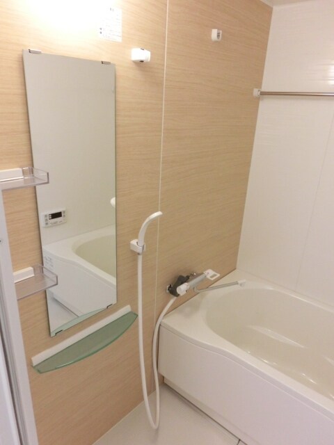 フォレストメゾン三河島の物件内観写真