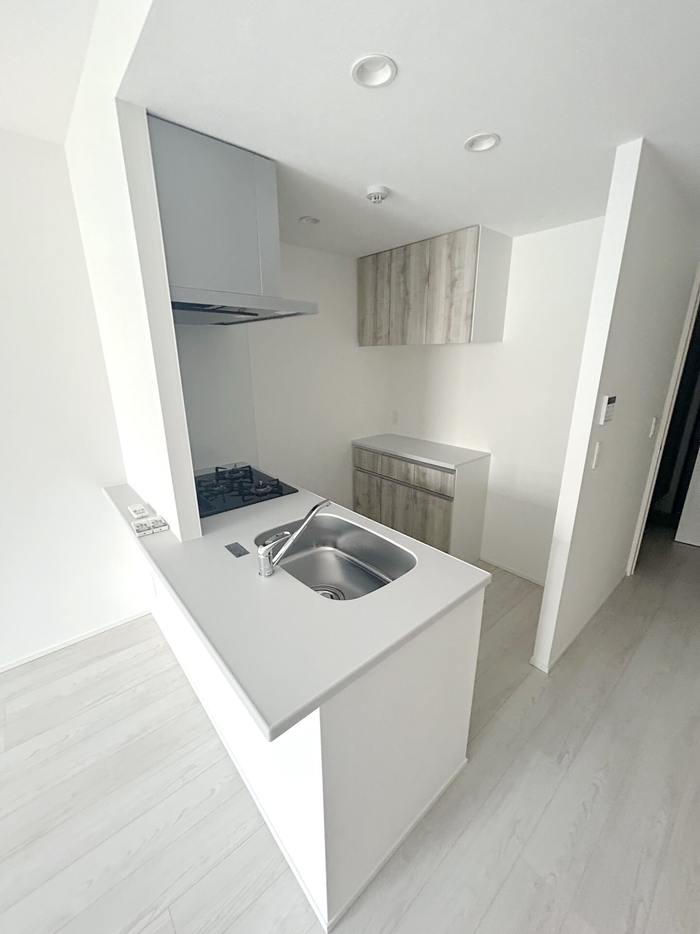 シーズンフラッツ菊川WESTの物件内観写真