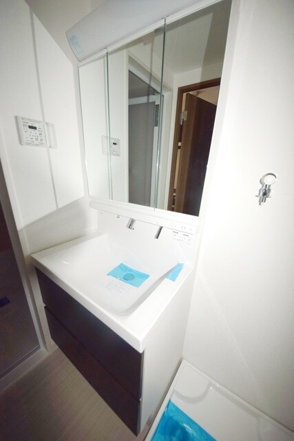 イート アパートメント ヴェリタスの物件内観写真