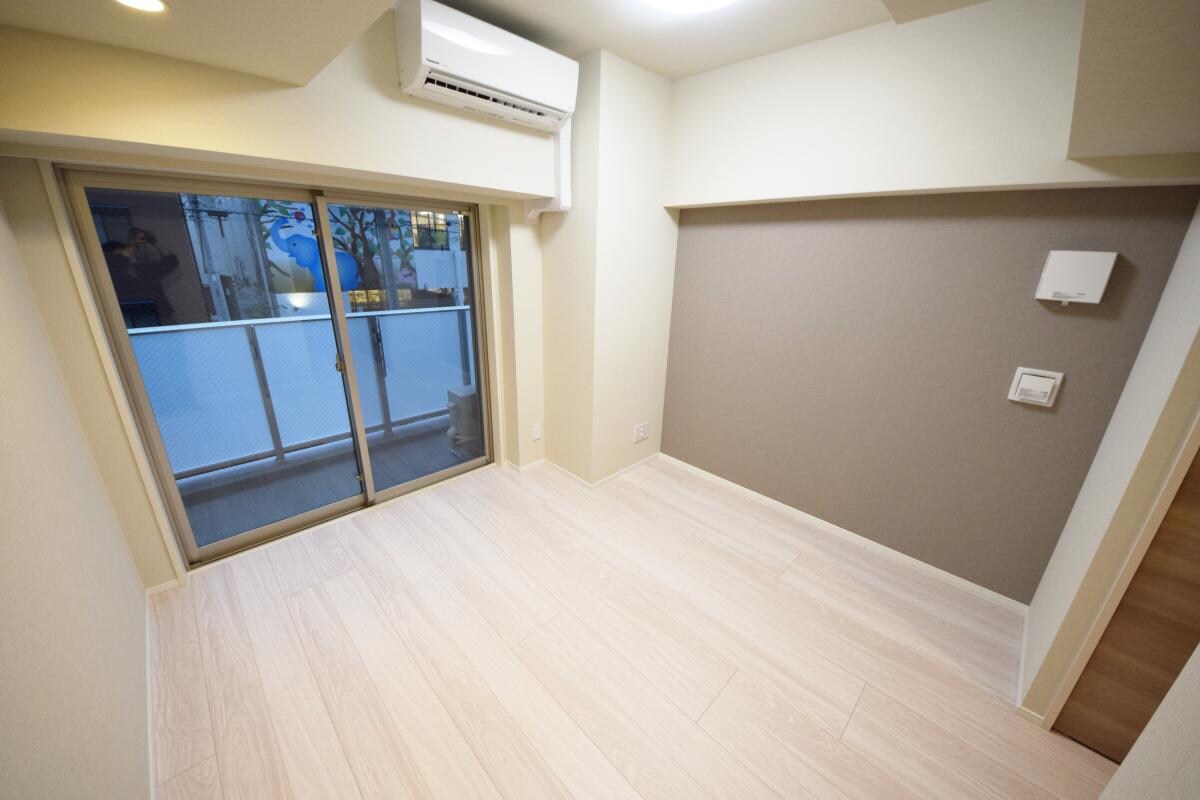 ロイジェント上野桜木の物件内観写真