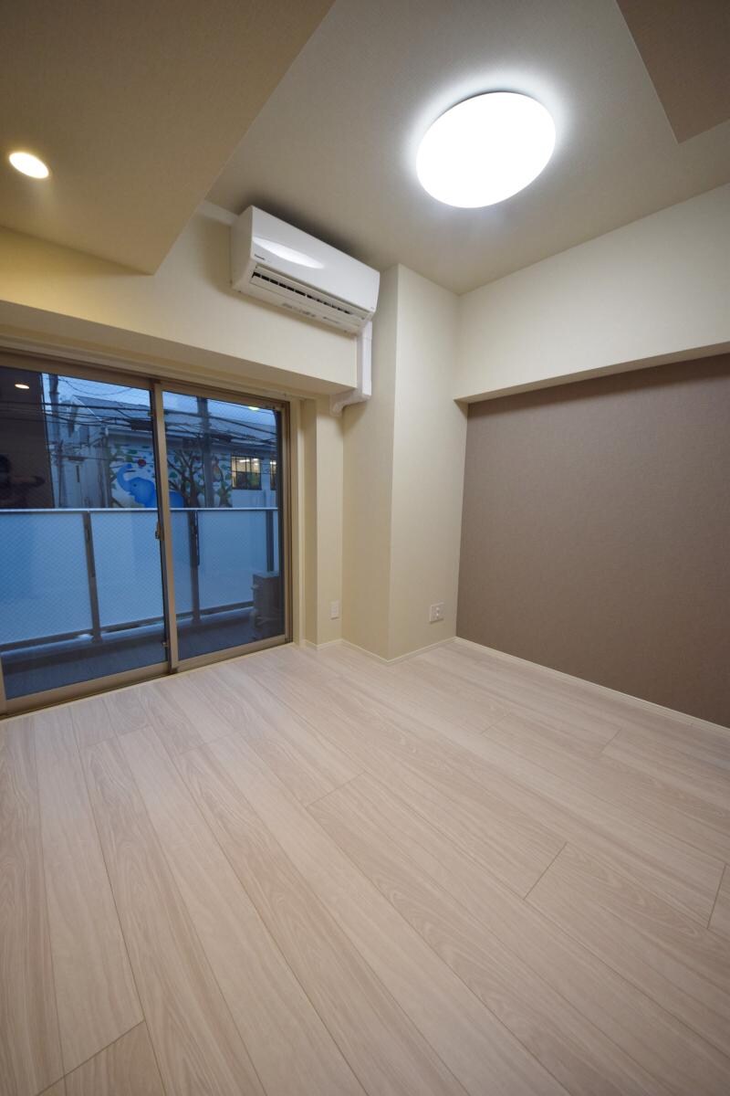 ロイジェント上野桜木の物件内観写真