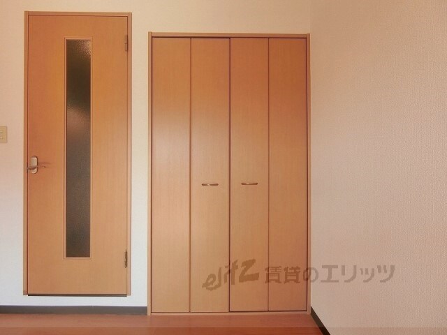 リーフジャルダン総持寺駅前の物件内観写真