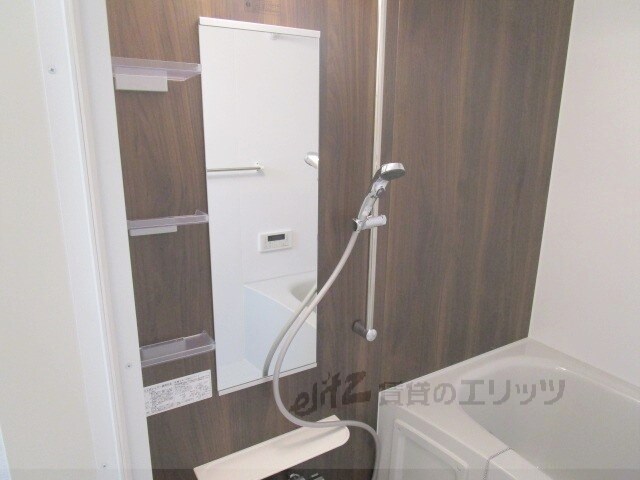 パインルーツIIIの物件内観写真