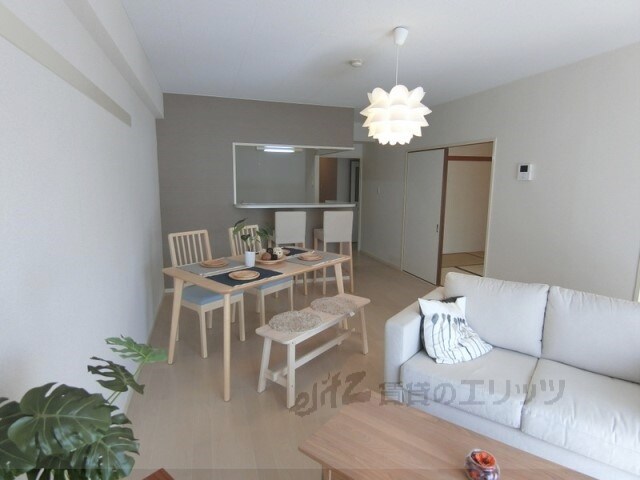 サンライズ春日丘の物件内観写真