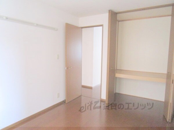 ガーデンビレッジB棟の物件内観写真