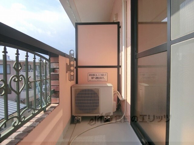 リーフジャルダン総持寺駅前の物件内観写真