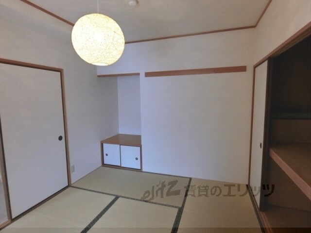 サンライズ春日丘の物件内観写真