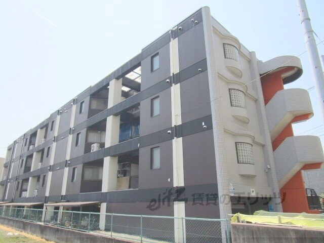 ハピネス栄町の物件外観写真