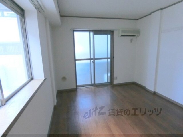 メゾンエルアンドジョイの物件内観写真