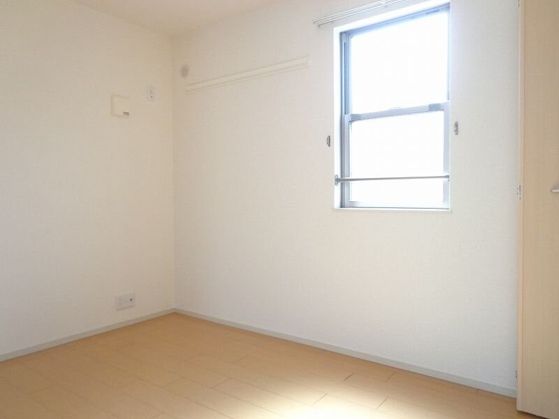 ソレイユ上野の物件内観写真