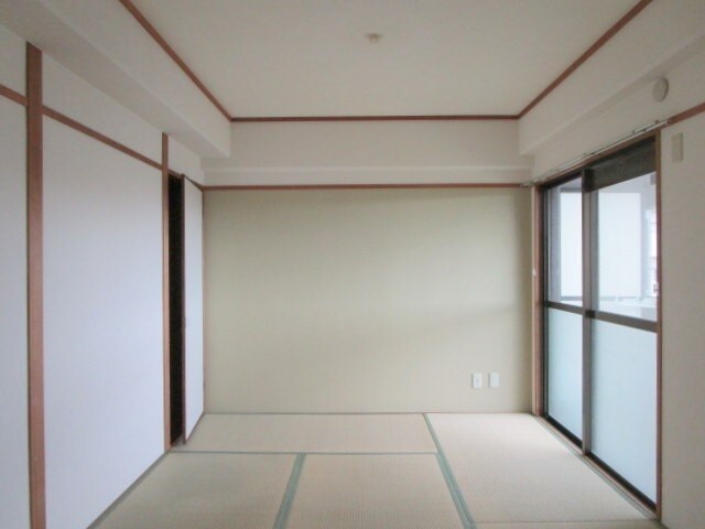 ハピネス栄町の物件内観写真