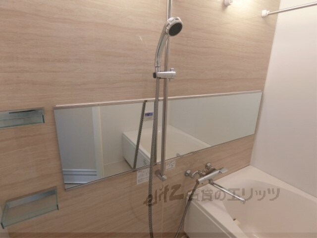 クレセントコートの物件内観写真