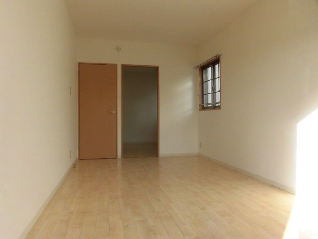 ジュネスト2番館の物件内観写真