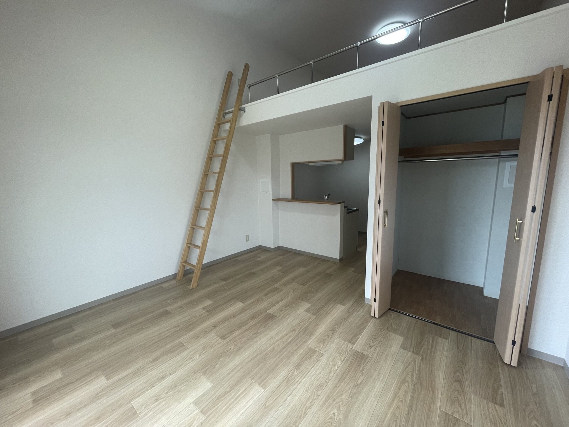 ルミエールMORIの物件内観写真