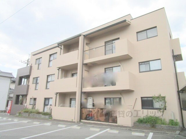 カーザ・エスペランサの物件外観写真